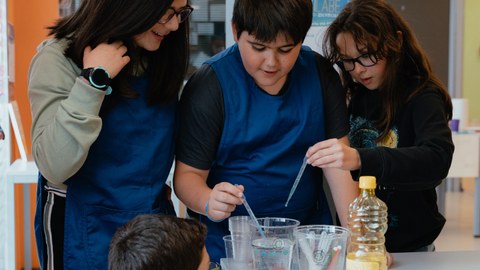 Jóvenes de Bizilabe de Abanto-Zierbena presentan sus proyectos de ciencia