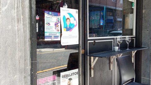 LOS COMERCIOS DE BILBAO SE UNEN AL AYUNTAMIENTO EN LA CONMEMORACIÓN DEL DÍA INTERNACIONAL DE LA MUJER Y LA NIÑA EN LA CIENCIA