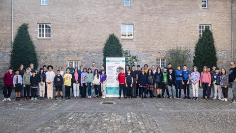 Jóvenes de Bizilabe Iruña se reúnen con profesionales del mundo de la ciencia y la tecnología en el Encuentro entre Pares