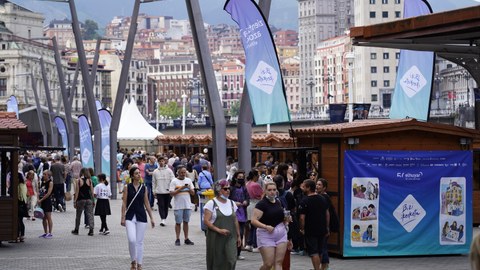 Tolosa eta Zizurkilgo Bizilabeko gazteak I. BIZILABE TOPAKETA azokan izan dira